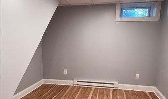 190 Brookhaven Rd, North Kingstown, RI 02852