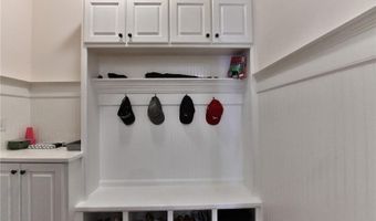 11037 Estates Cir, Alpharetta, GA 30022