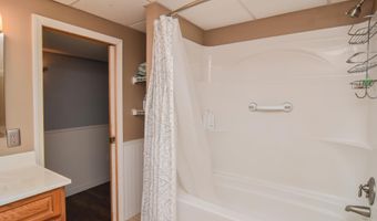 22 Sargent Rd, Brookline, NH 03033