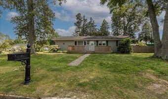 40 Dockage Rd, Bayville, NJ 08721