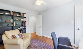 1724 ROBINHOOD Rd, Annapolis, MD 21401