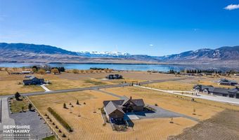 17 Patriot Dr, Cody, WY 82414
