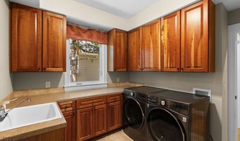 518 Oxford Dr, Bozeman, MT 59715