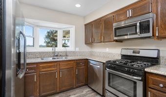 201 Foussat Rd, Oceanside, CA 92054