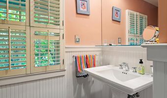 214 WARDOUR Dr, Annapolis, MD 21401