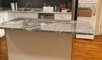 380 Sunset Ave 16, North Providence, RI 02904