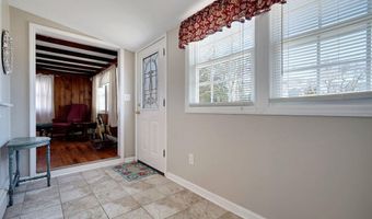 300 Hurley Ave, Bayville, NJ 08721