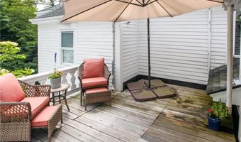 446 Bellevue Ave 6, Newport, RI 02840