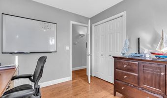 23 Pelican Dr, Bayville, NJ 08721