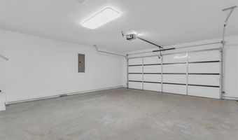 6210 Mesquite Tree St, Alvarado, TX 76009