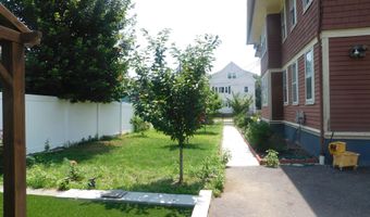 227 Edna Ave 2, Bridgeport, CT 06610