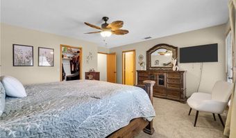 13931 Falling Leaf Rd, Apple Valley, CA 92307