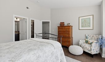 39 Brentwood Cir 39, Danbury, CT 06810