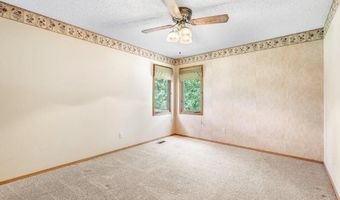 9 McKenzie Dr, Bella Vista, AR 72715