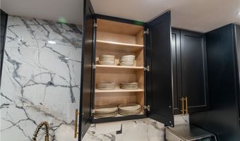 31 Jade Cir, Las Vegas, NV 89106