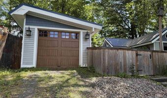 15 Lynwood Dr, Brattleboro, VT 05301