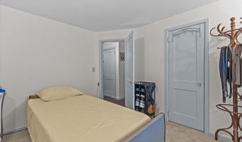 32 Birch Ct, Burlington, VT 05408