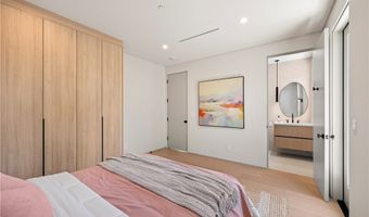 16728 Morrison St, Encino, CA 91436