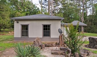 15 Larry Ln, Batesville, MS 38606