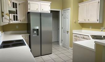 3114 Savannah Ln, Albany, GA 31721