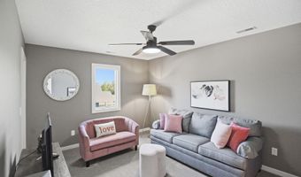 1908 Golfview Dr, Auburn, IN 46706