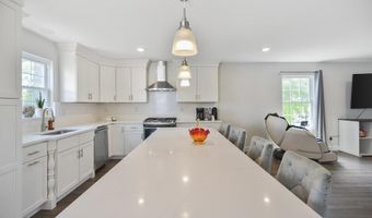 257 Port Monmouth Rd, North Middletown, NJ 07748