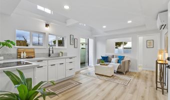 889 Akumu St, Kailua, HI 96734