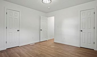 223 N 16th St, Chickasha, OK 73018