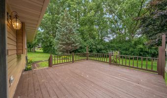 2232 N CLOUDVIEW Dr, Appleton, WI 54914
