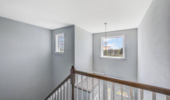 306 Valley View Dr, Albrightsville, PA 18210