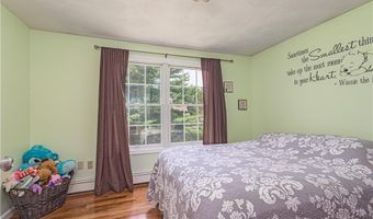 15 Caraway Dr, Johnston, RI 02919