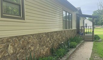 407 N Magnolia St, Attica, KS 67009