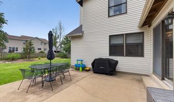 1428 Cedar Bluff Dr, Ballwin, MO 63021