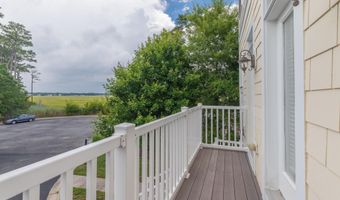 11200 SEABISCUIT Ln 101, Berlin, MD 21811