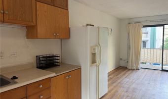 424 Walina St 35, Honolulu, HI 96815