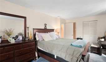 1190 Charles St 18, North Providence, RI 02904
