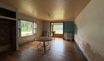 1433 Mill St, Algonac, MI 48001