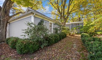 429 Sperry Rd, Bethany, CT 06524