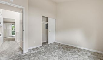 5715 Baltimore Dr 23, La Mesa, CA 91942