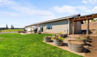 21358 OAK Ln, Aurora, OR 97002