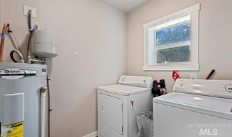820 E Elgin St, Caldwell, ID 83605