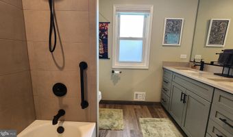 6788 LITTLE RIVER Tpke, Annandale, VA 22003