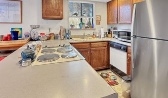 6201 Willow Ln, Boulder, CO 80301