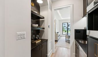 7805 CAYUGA Ave, Bethesda, MD 20817