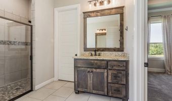 140 Cowan Xing, Alvord, TX 76225