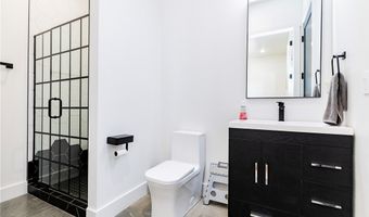 10901 Old Fashion Dr, Bentonville, AR 72713