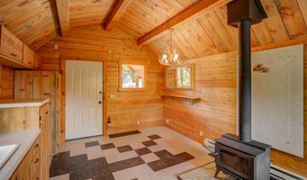 67 Little Donner Dr, Cascade, ID 83611