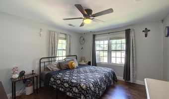 120 Swain Ave, Boiling Springs, SC 29316