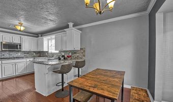 701 Hayes St St, Altus, OK 73521