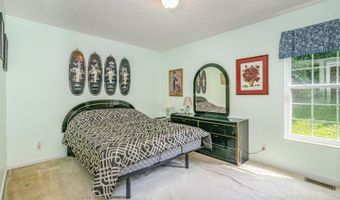 76 Main St, Addyston, OH 45001